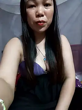 Snapshot of Chengnie chatting on 04/01/26, 12:17 Chengnie online show from 04/01/26, 12:17