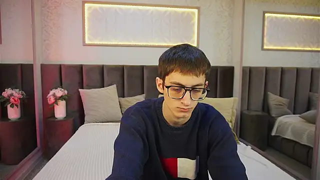 RonBevs online show from 06/13/26, 08:18