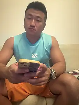 Snapshot of Cunzhangshibage02 chatting on 04/26/26, 01:20 Cunzhangshibage02 online show from 04/26/26, 01:20