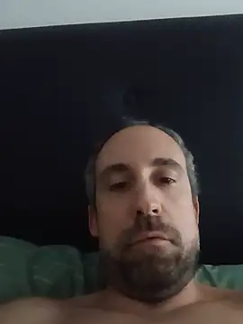 Snapshot of ManVerySexual chatting on 06/10/26, 05:18 ManVerySexual online show from 06/10/26, 05:18
