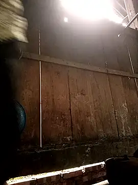 Snapshot of Singe-girl927 chatting on 03/16/26, 04:07 Singe-girl927 online show from 03/16/26, 04:07