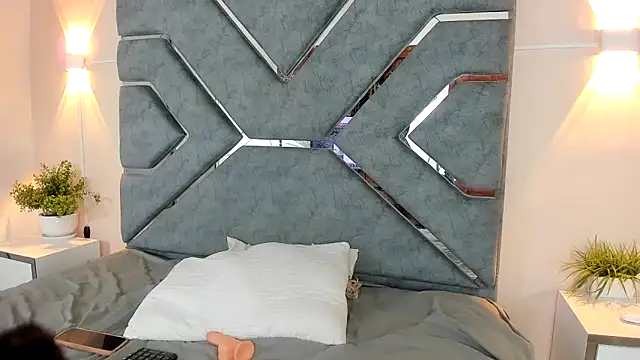 Snapshot of DanielaCruz-1 chatting on 04/11/26, 07:45 DanielaCruz-1 online show from 04/11/26, 07:45