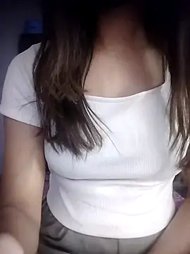 Snapshot of Tasty_Cherry chatting on 05/26/26, 08:27 Tasty Cherry online show from 05/26/26, 08:27