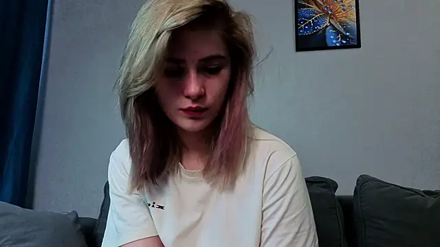 ivygenesis online show from 06/25/26, 04:45