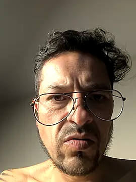 erick242130 online show from 03/12/26, 09:54