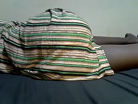 Snapshot of KendyQ_ chatting on 04/08/26, 05:24 KendyQ online show from 04/08/26, 05:24