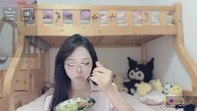 Snapshot of Gaga2077 chatting on 04/26/26, 04:32 Gaga2077 online show from 04/26/26, 04:32
