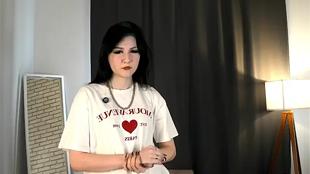 Snapshot of JohnaDoria chatting on 03/14/26, 05:02 JohnaDoria online show from 03/14/26, 05:02