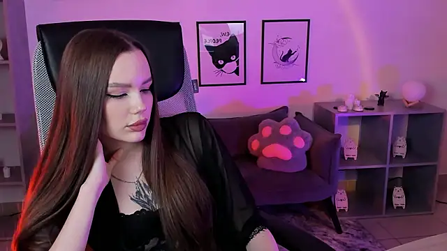 Bella  Hunters online show from 03/12/26, 02:23