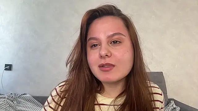 Snapshot of Ellaizatelly chatting on 04/16/26, 07:09 Ellaizatelly online show from 04/16/26, 07:09
