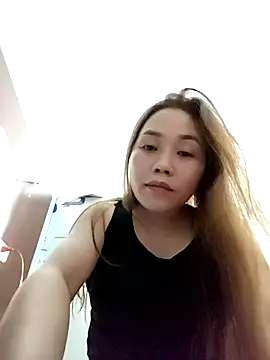 Snapshot of DawnG_x chatting on 03/24/26, 05:12 DawnG x online show from 03/24/26, 05:12