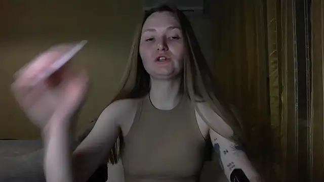 Snapshot of Belle_Brooks chatting on 04/29/26, 07:42 Belle Brooks online show from 04/29/26, 07:42