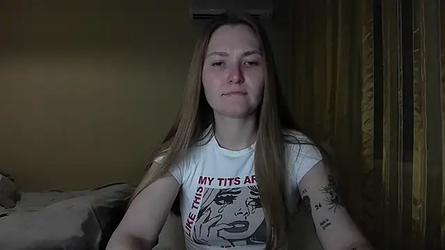 Snapshot of Belle_Brooks chatting on 04/30/26, 06:47 Belle Brooks online show from 04/30/26, 06:47