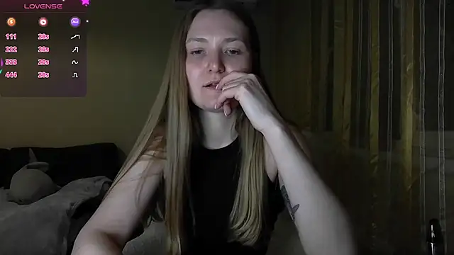 Snapshot of Belle_Brooks chatting on 05/03/26, 07:20 Belle Brooks online show from 05/03/26, 07:20