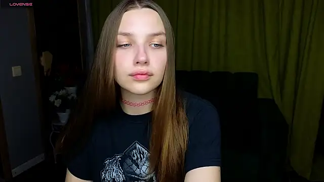 Snapshot of DariaAngels chatting on 03/15/26, 12:49 DariaAngels online show from 03/15/26, 12:49