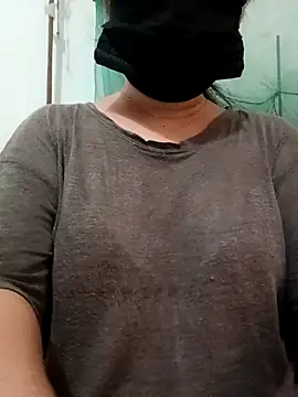 Snapshot of Any_120 chatting on 04/04/26, 04:00 Any 120 online show from 04/04/26, 04:00