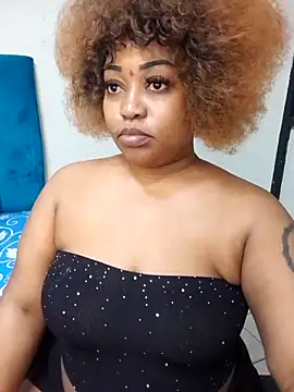 Snapshot of ShavePussyFatAssxx chatting on 06/18/26, 02:45 ShavePussyFatAssxx online show from 06/18/26, 02:45