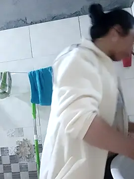 Snapshot of chekoko chatting on 04/16/26, 09:15 chekoko online show from 04/16/26, 09:15