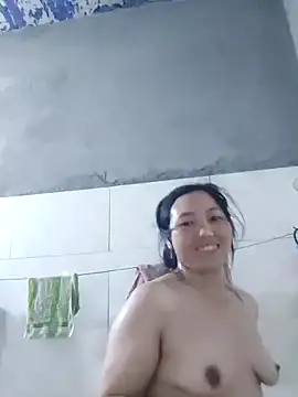 Snapshot of chekoko chatting on 04/18/26, 11:47 chekoko online show from 04/18/26, 11:47