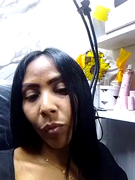 cosita rica 1 online show from 05/05/26, 11:02