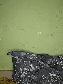 nidhiyadav00 online show from 05/10/26, 06:35