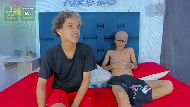 Snapshot of Only3Trio chatting on 03/22/26, 06:17 Only3Trio online show from 03/22/26, 06:17