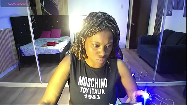 Snapshot of Ebony_rizon chatting on 04/18/26, 01:37 Ebony rizon online show from 04/18/26, 01:37