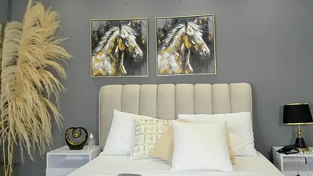 Snapshot of VaniaRouse chatting on 03/29/26, 02:28 VaniaRouse online show from 03/29/26, 02:28