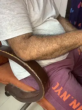 Snapshot of urb0nd chatting on 03/31/26, 09:21 urb0nd online show from 03/31/26, 09:21