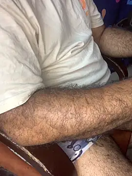 Snapshot of urb0nd chatting on 04/01/26, 09:21 urb0nd online show from 04/01/26, 09:21