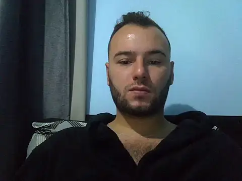Snapshot of piazaocwb23 chatting on 04/20/26, 02:31 piazaocwb23 online show from 04/20/26, 02:31