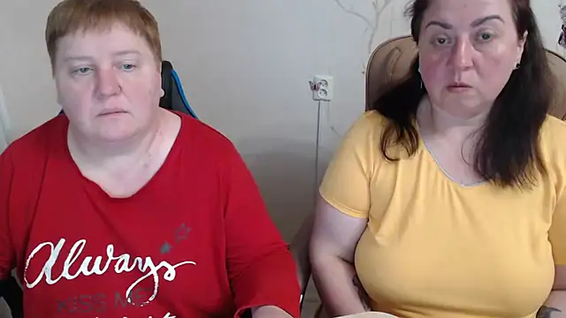 Snapshot of Lindy-Jeanie chatting on 04/26/26, 05:54 Lindy-Jeanie online show from 04/26/26, 05:54