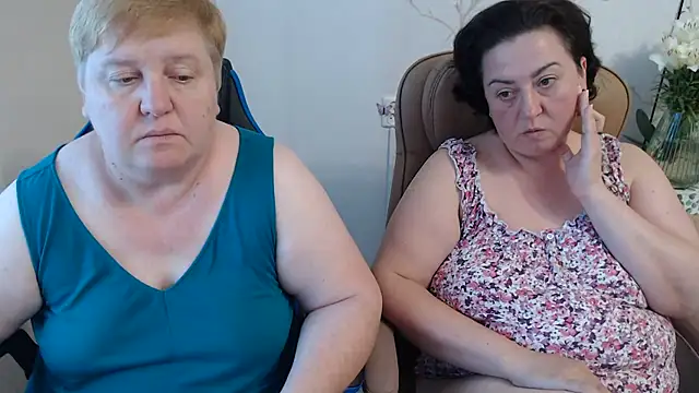 Lindy-Jeanie online show from 07/13/26, 04:54