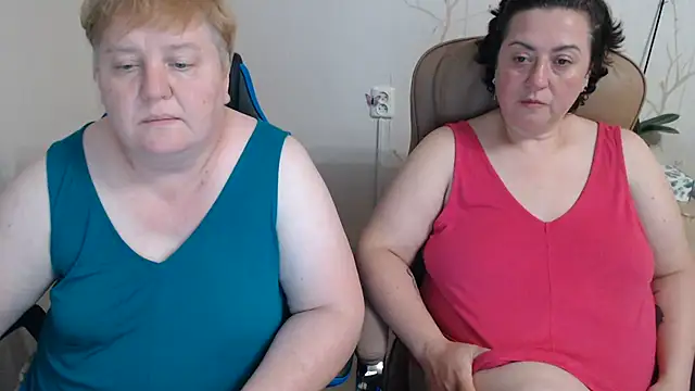 Lindy-Jeanie online show from 07/15/26, 06:46