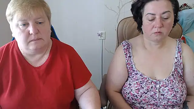 Lindy-Jeanie online show from 07/25/26, 08:23