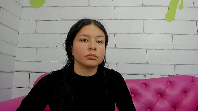 Snapshot of Danna_Greyy chatting on 04/22/26, 11:56 Danna Greyy online show from 04/22/26, 11:56