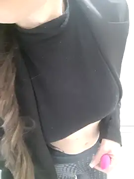 pimentinha02 online show from 05/30/26, 06:27