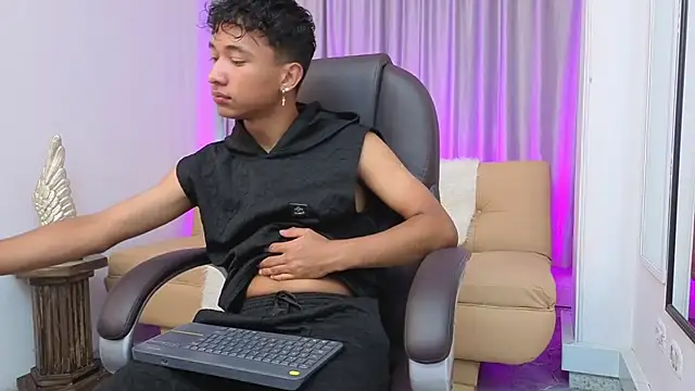 Snapshot of Richard_Price chatting on 03/16/26, 01:15 Richard Price online show from 03/16/26, 01:15