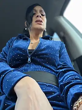 Snapshot of FerrariFrench chatting on 03/24/26, 12:26 FerrariFrench online show from 03/24/26, 12:26