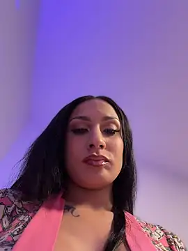 Snapshot of FerrariFrench chatting on 04/25/26, 06:38 FerrariFrench online show from 04/25/26, 06:38