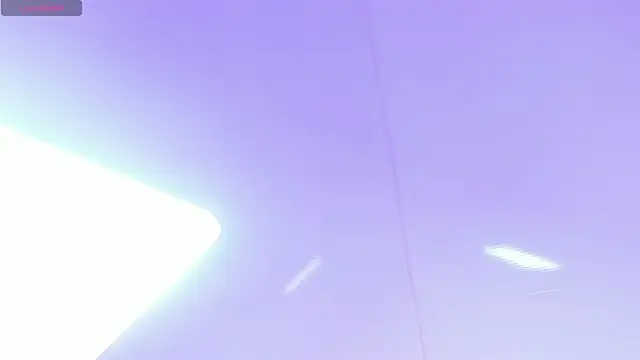 Snapshot of cuttie_blondie chatting on 04/10/26, 11:04 cuttie blondie online show from 04/10/26, 11:04