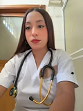 Snapshot of MiaCamille_ chatting on 05/15/26, 06:48 MiaCamille online show from 05/15/26, 06:48