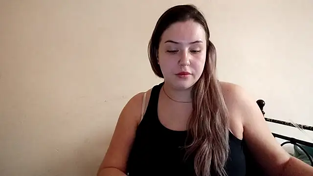 Snapshot of LolaSeduce chatting on 04/24/26, 08:50 LolaSeduce online show from 04/24/26, 08:50