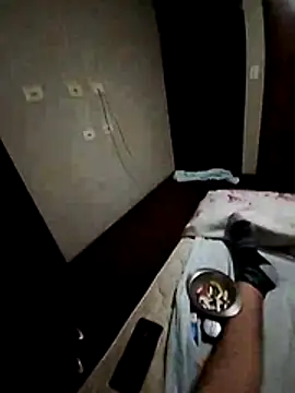 Snapshot of cracadaboa chatting on 04/15/26, 08:53 cracadaboa online show from 04/15/26, 08:53