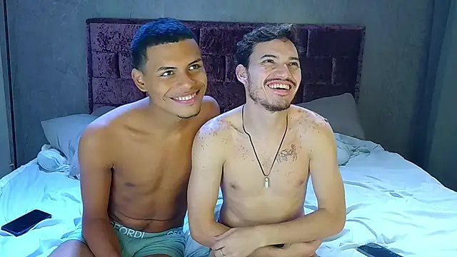 Snapshot of The_Penthouse_boys chatting on 04/16/26, 01:28 The Penthouse boys online show from 04/16/26, 01:28