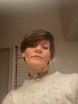 DtPORNBITCH online show from 04/06/26, 11:27