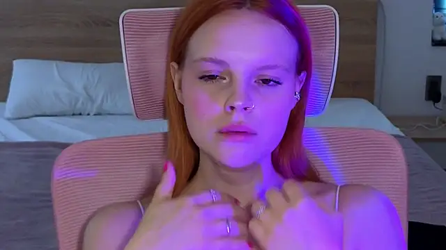 Snapshot of mollybossy chatting on 03/23/26, 03:10 mollybossy online show from 03/23/26, 03:10