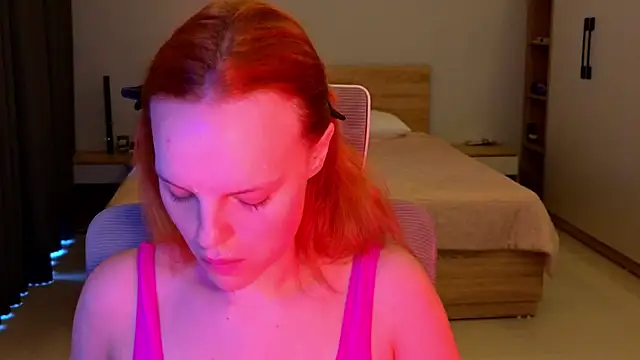 Snapshot of mollybossy chatting on 03/31/26, 12:12 mollybossy online show from 03/31/26, 12:12