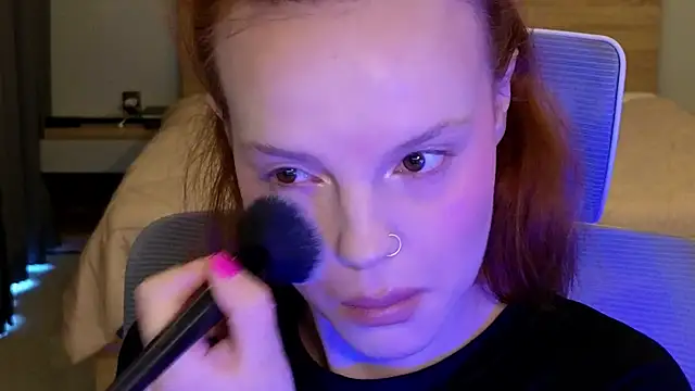 Snapshot of mollybossy chatting on 04/05/26, 12:19 mollybossy online show from 04/05/26, 12:19