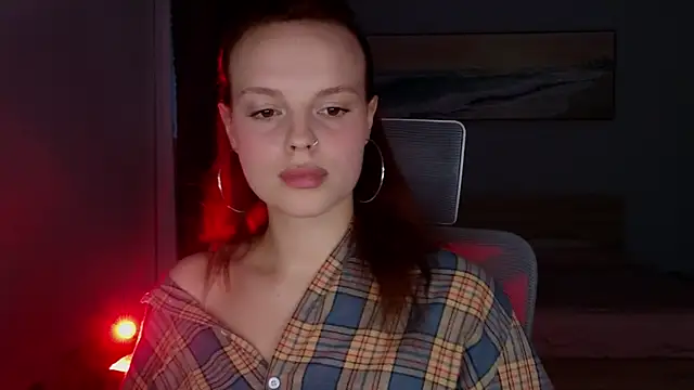 Snapshot of mollybossy chatting on 04/21/26, 01:53 mollybossy online show from 04/21/26, 01:53